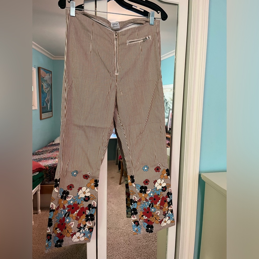 Urban Outfitters Patterned Cropped Straight Leg Pant